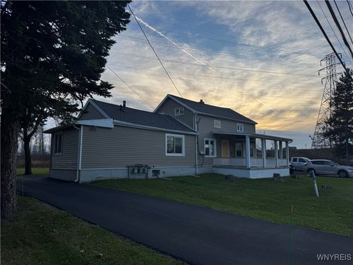 apt-1-549 Indian Church Rd, West Seneca, NY, 14224-1230 | Card Image