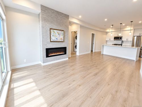 110-958 Pharoah Mews, Victoria, BC, V9B7A1 | Card Image