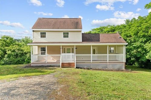 649 W Main St, Franklinville, NC, 27248-8177 | Card Image