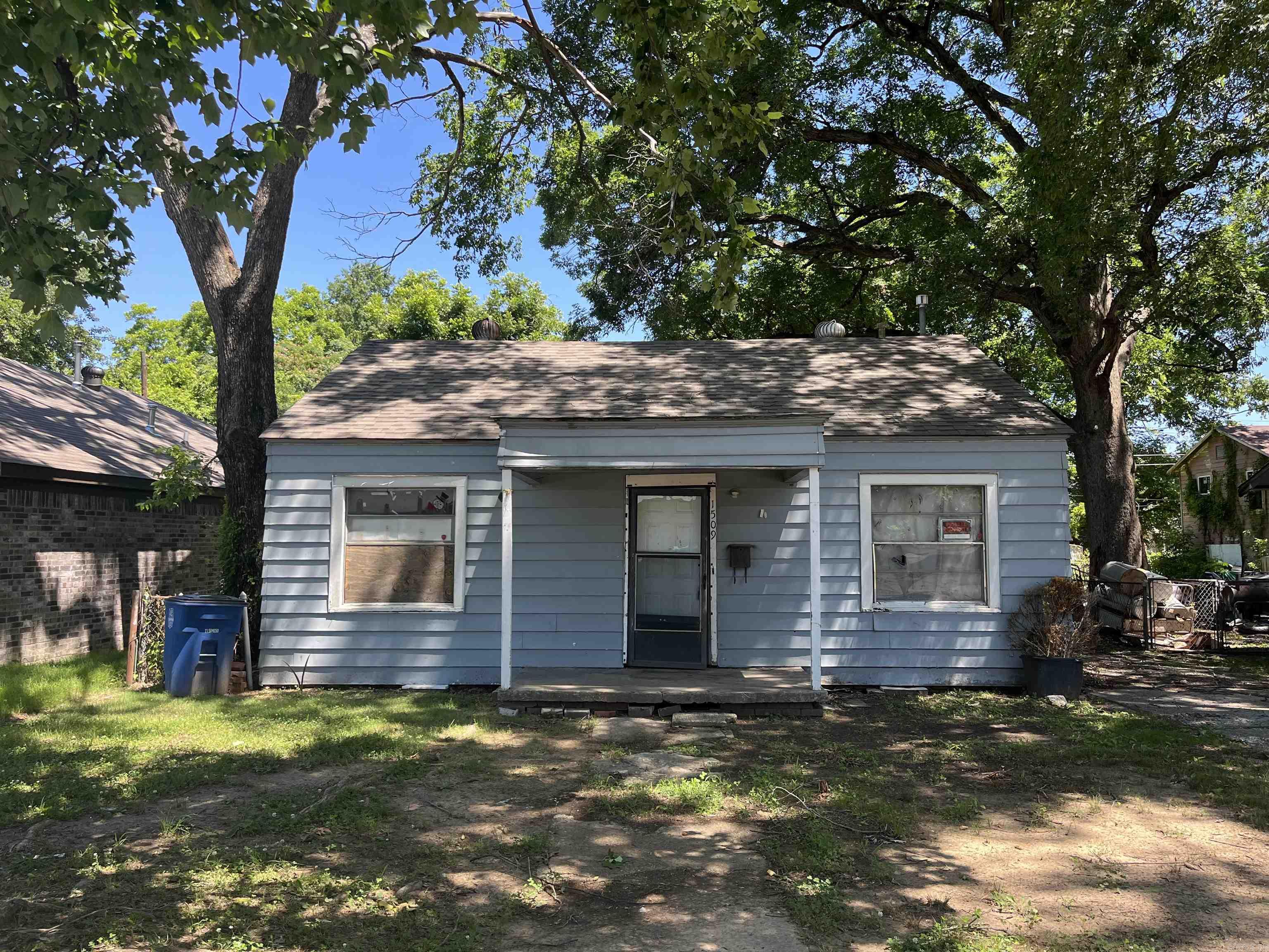 15th St, North Little Rock, AR 72114