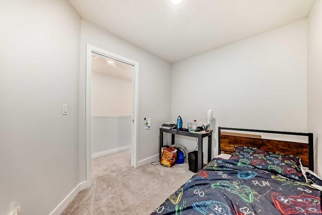 91 Spring Willow Close Sw, Townhouse with 3 bedrooms, 3 bathrooms and 2 parking in Calgary AB | Image 25