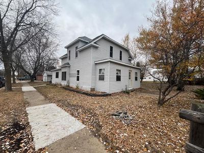 223 4th Street Sw, House other with 5 bedrooms, 1 bathrooms and null parking in Staples MN | Image 1