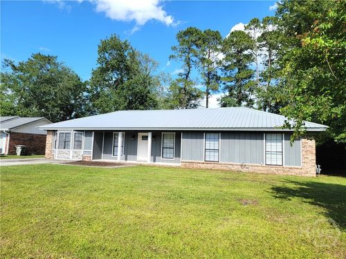 104 Cedar St, Hinesville, GA, 31313-2959 | Card Image