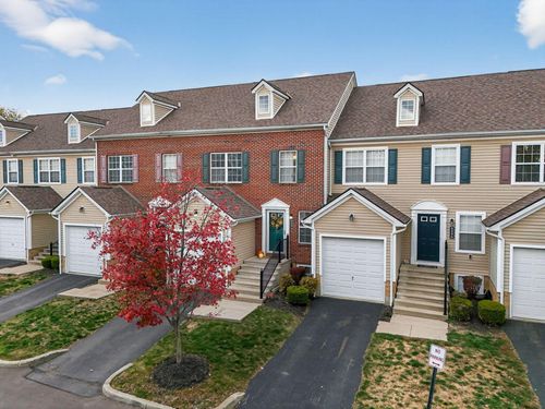 6494 Ash Rock Cir, Westerville, OH, 43081-7109 | Card Image