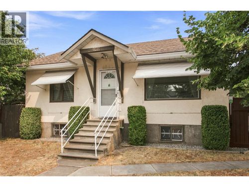 1339 Richter St, Kelowna, BC, V1Y2L5 | Card Image