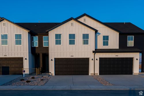 1579 N 800 W, Salem, UT, 84653-5873 | Card Image