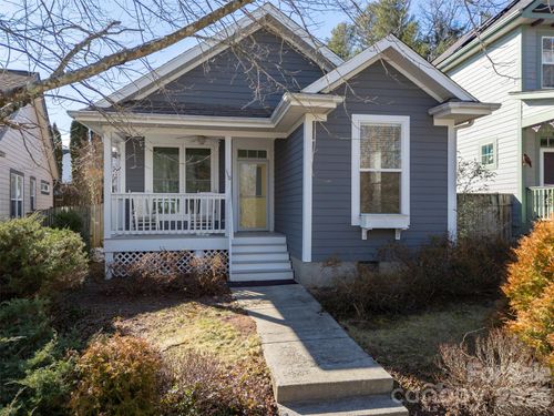 110 Village Greenway, Flat Rock, NC, 28731-7603 | Card Image