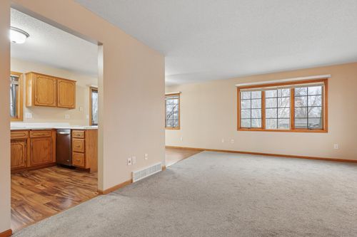 5860 Rolling Ridge Rd, Saint Cloud, MN, 56303-0638 | Card Image