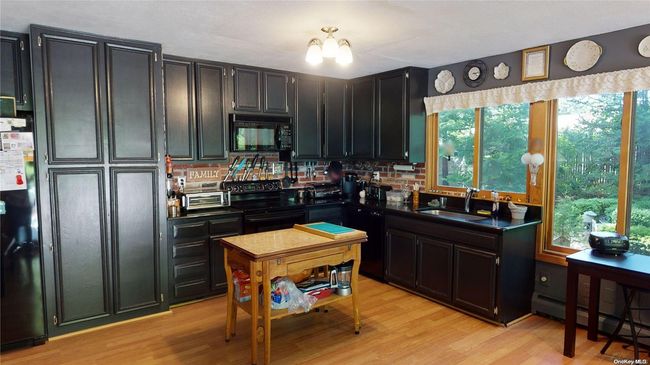11 Felway Dr, House other with 4 bedrooms, 2 bathrooms and null parking in Coram NY | Image 5