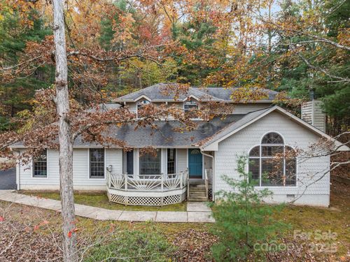 17 Laurel Trl, Asheville, NC, 28803-9413 | Card Image