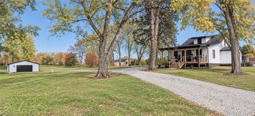 3319 Young Ave Nw, Massillon, OH, 44647-9572 | Card Image