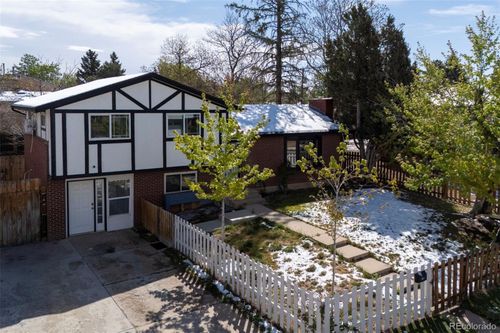 900 Evanston St, Aurora, CO, 80011-7016 | Card Image