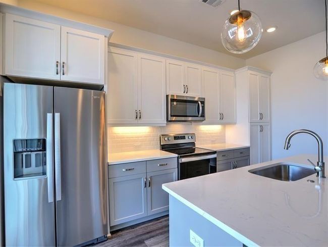 155 Devore Rd, Condo with 2 bedrooms, 1 bathrooms and 1 parking in Alpharetta GA | Image 20