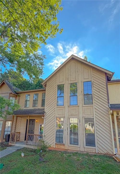 869 Heritage Oaks Dr, Stone Mountain, GA, 30088-2027 | Card Image