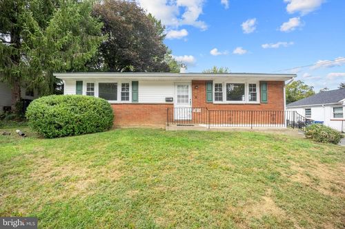 906 Maple Ave, GLENSIDE, PA, 19038-2720 | Card Image