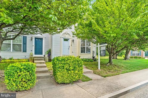 9245 Ridgefield Cir, FREDERICK, MD, 21701-6744 | Card Image