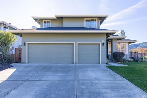 15 Aaron Dr, Novato, CA, 94949-5497 | Card Image