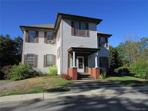 2-43 Clinton St, Cornwall, NY, 12518-1500 | Card Image