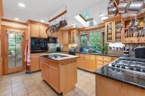 1-170 Morton St, Newton, MA, 02459 | Card Image