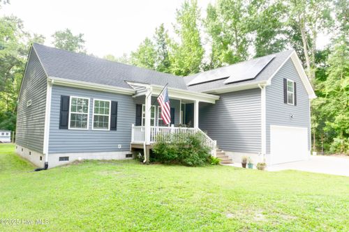 135 S Currituck Rd, Currituck, NC, 27929-9656 | Card Image