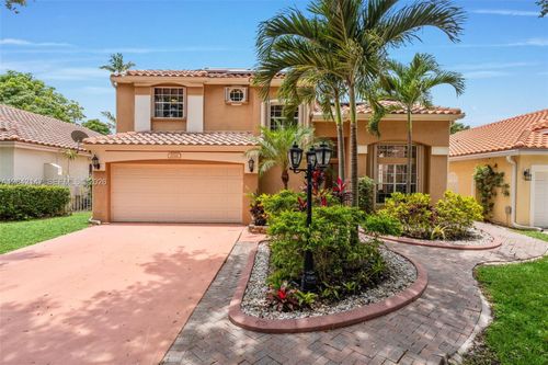 2722 Cayenne Ave, Hollywood, FL, 33026-4518 | Card Image