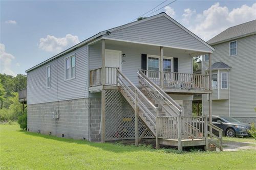 184 Ridge Rd, Poquoson, VA, 23662-1828 | Card Image
