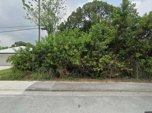 6765 1st St, Jupiter, FL, 33458-3851 | Card Image