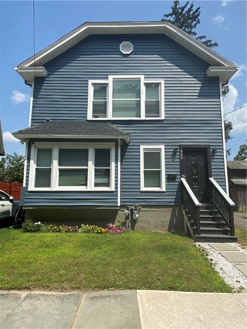 660 Walnut St, Elmira, NY, 14901-1966 | Card Image