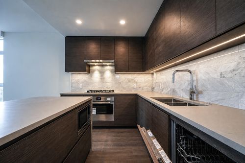 2811-2108 Gilmore Ave, Burnaby, BC, V5C0N8 | Card Image