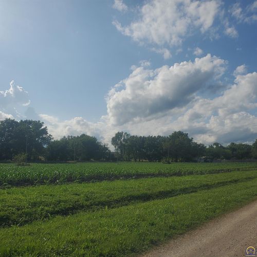 east-parcel-00000 E N 4th St, Quenemo, KS, 66528 | Card Image