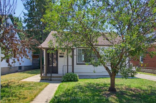 903 Trafalgar St, London, ON, N5Z1G1 | Card Image