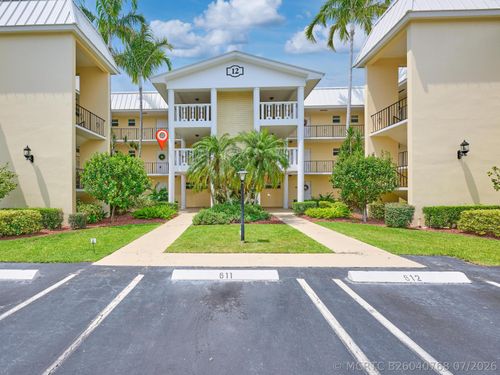 202-12 Colonial Club Dr, Boynton Beach, FL, 33435-8452 | Card Image