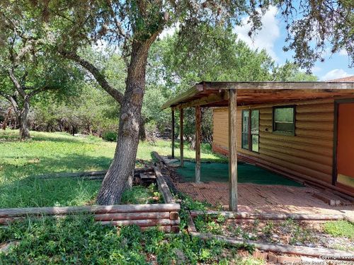 206 Sir Winston Dr, Canyon Lake, TX, 78133 | Card Image