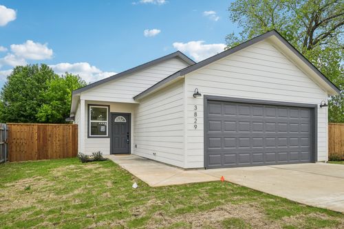 3829 Lands End Ct, Granbury, TX, 76048-6113 | Card Image