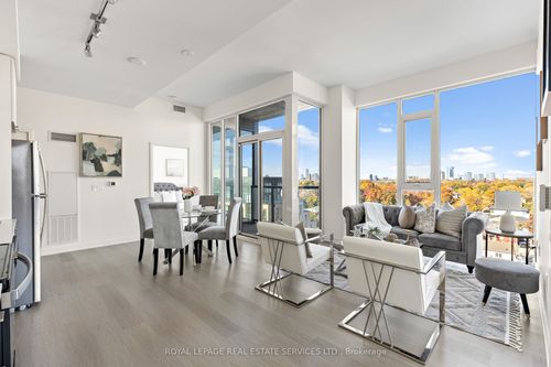 820-859 The Queensway, Etobicoke, ON, M8Z1N8 | Card Image