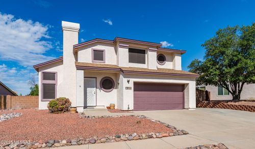 9151 N Eaglestone Loop, Tucson, AZ, 85742-9427 | Card Image