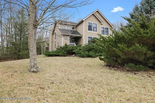 Pine Ct, Tannersville, PA 18372