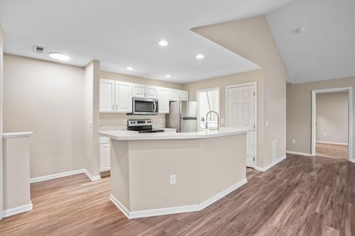 5027 Stratford Pine Ln, Dublin, OH, 43016-9460 | Card Image