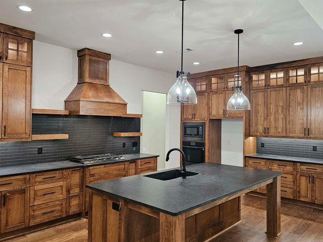 3053 Avilla Manor Trl, House other with 5 bedrooms, 5 bathrooms and null parking in Alexander AR | Image 7