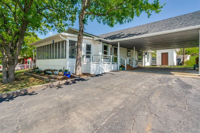 Main house side | Image 4