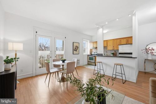 apt-306-3426 16th St Nw, WASHINGTON, DC, 20010-3042 | Card Image