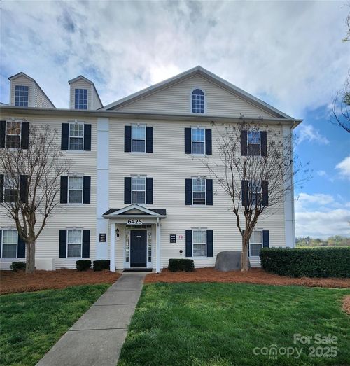 6423 Town Hall Pl, Harrisburg, NC, 28075-7478 | Card Image