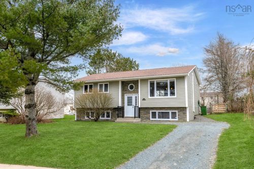 231 Mount Edward Road, Woodlawn, NS, B2W3L4 | Card Image
