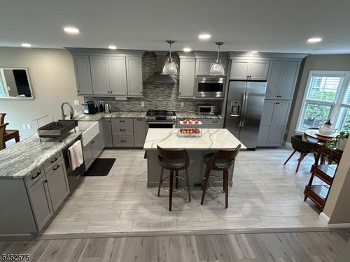 255-255 Crescenzi Ct, West Orange, NJ, 07052-4137 | Card Image
