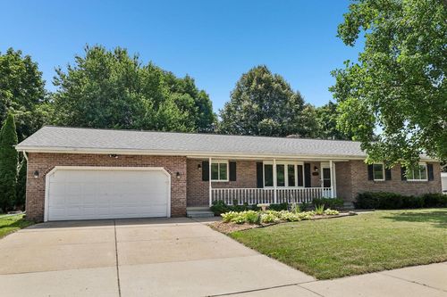435 Baitinger Court, SUN PRAIRIE, WI, 53590 | Card Image