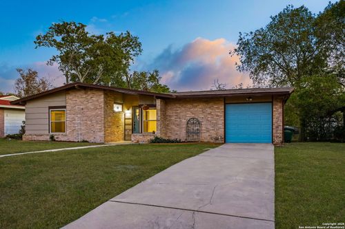 534 Cicero Dr, San Antonio, TX, 78218-2629 | Card Image