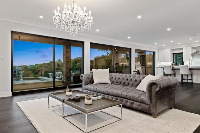 7201 Holly Fern Cv, House other with 3 bedrooms, 3 bathrooms and 6 parking in Austin TX | Image 9