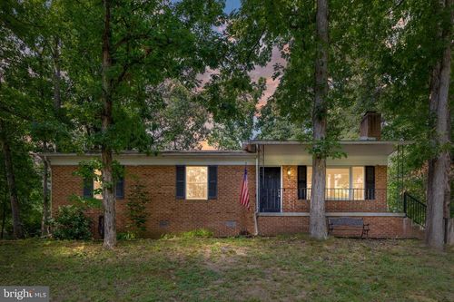 113 Lakewood Dr, STEPHENS CITY, VA, 22655-2336 | Card Image