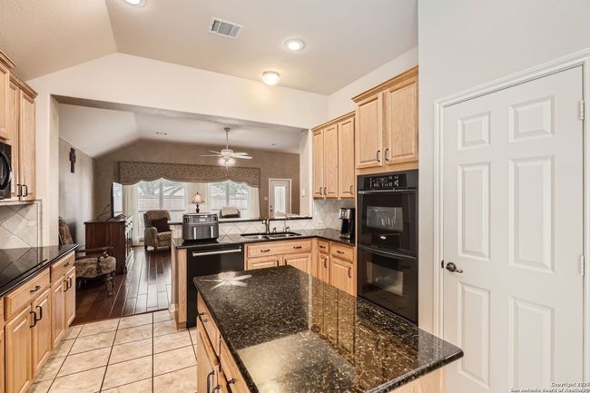 442 Flippin Ests, House other with 2 bedrooms, 2 bathrooms and null parking in Windcrest TX | Image 8
