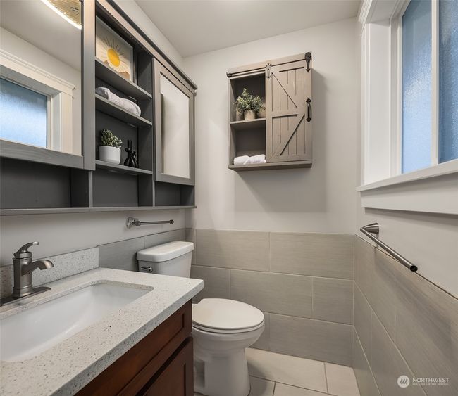 828 2 Nd Ave, House other with 3 bedrooms, 2 bathrooms and 1 parking in Kirkland WA | Image 22